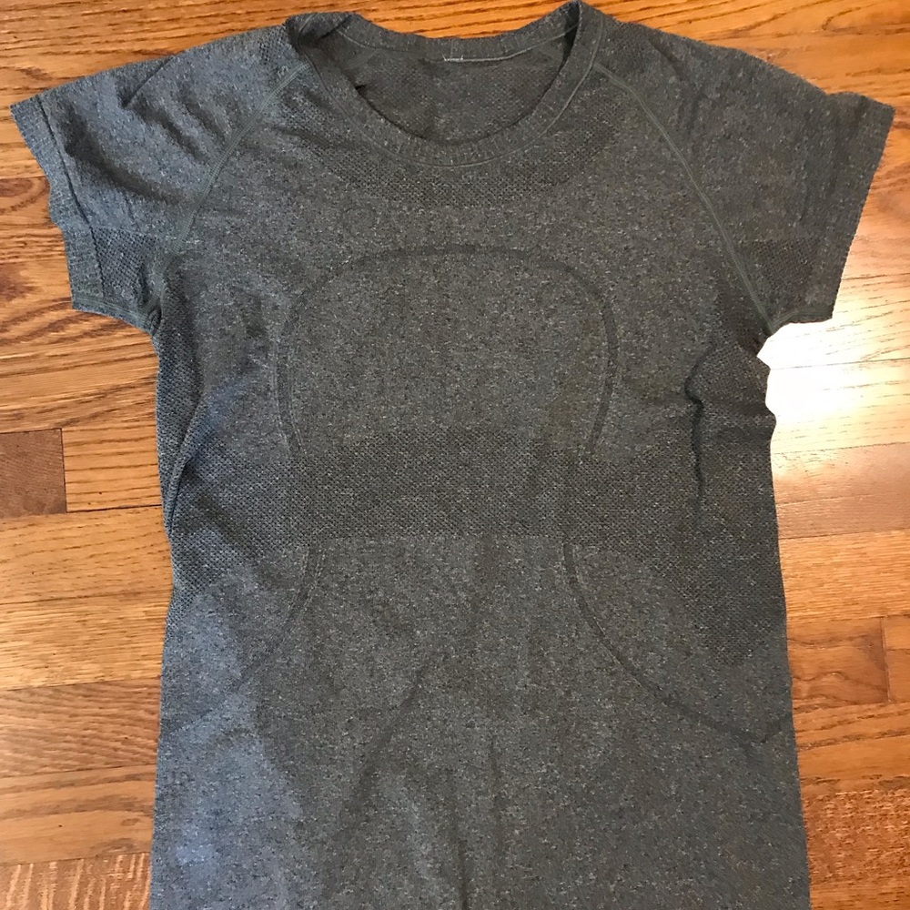 Lulu lemon top